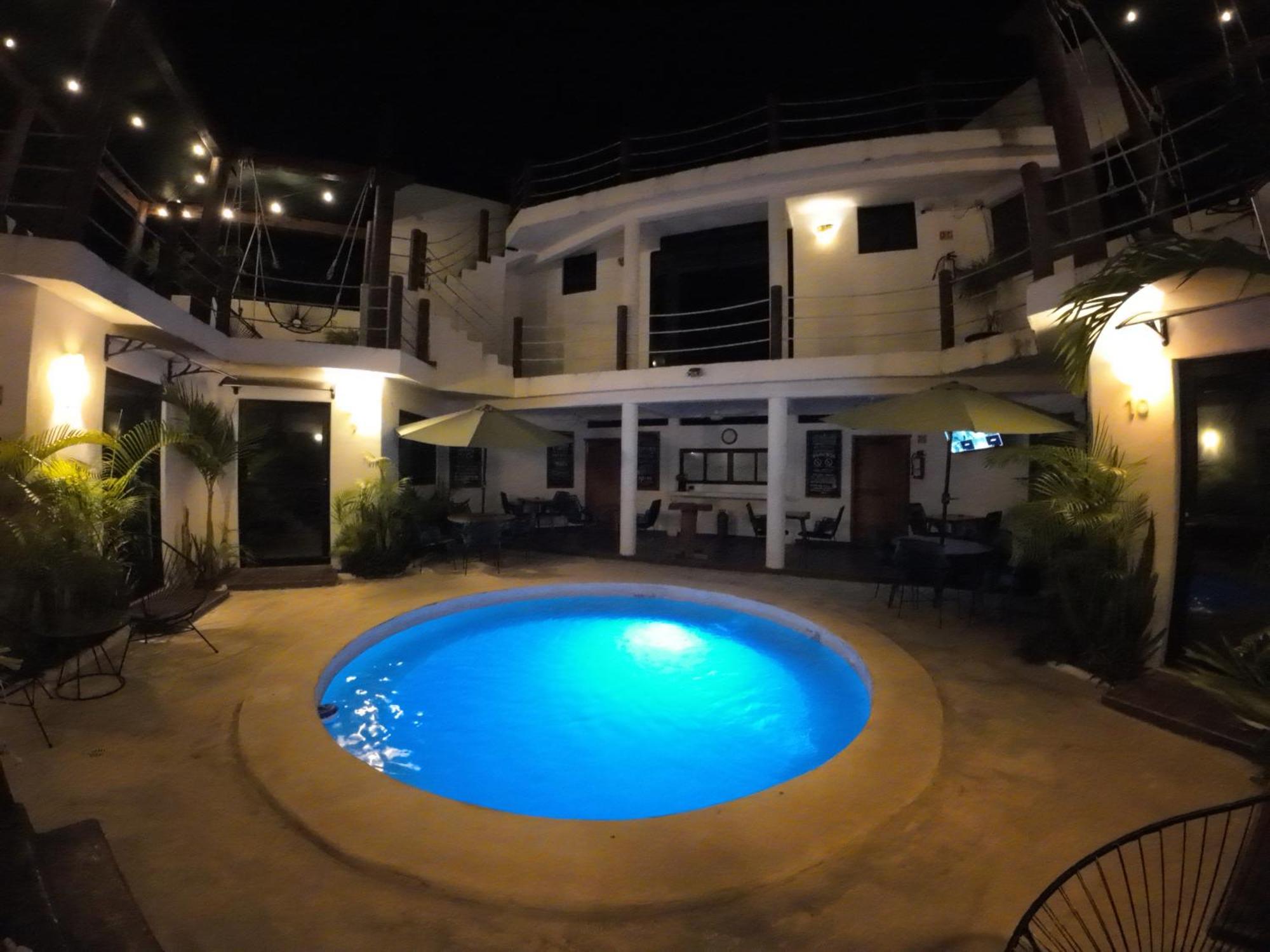 Ade Hotel Bacalar Exterior photo